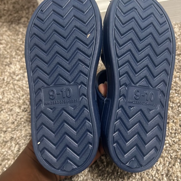 Excellent condition, only worn a couple times. - Picture 3 of 3